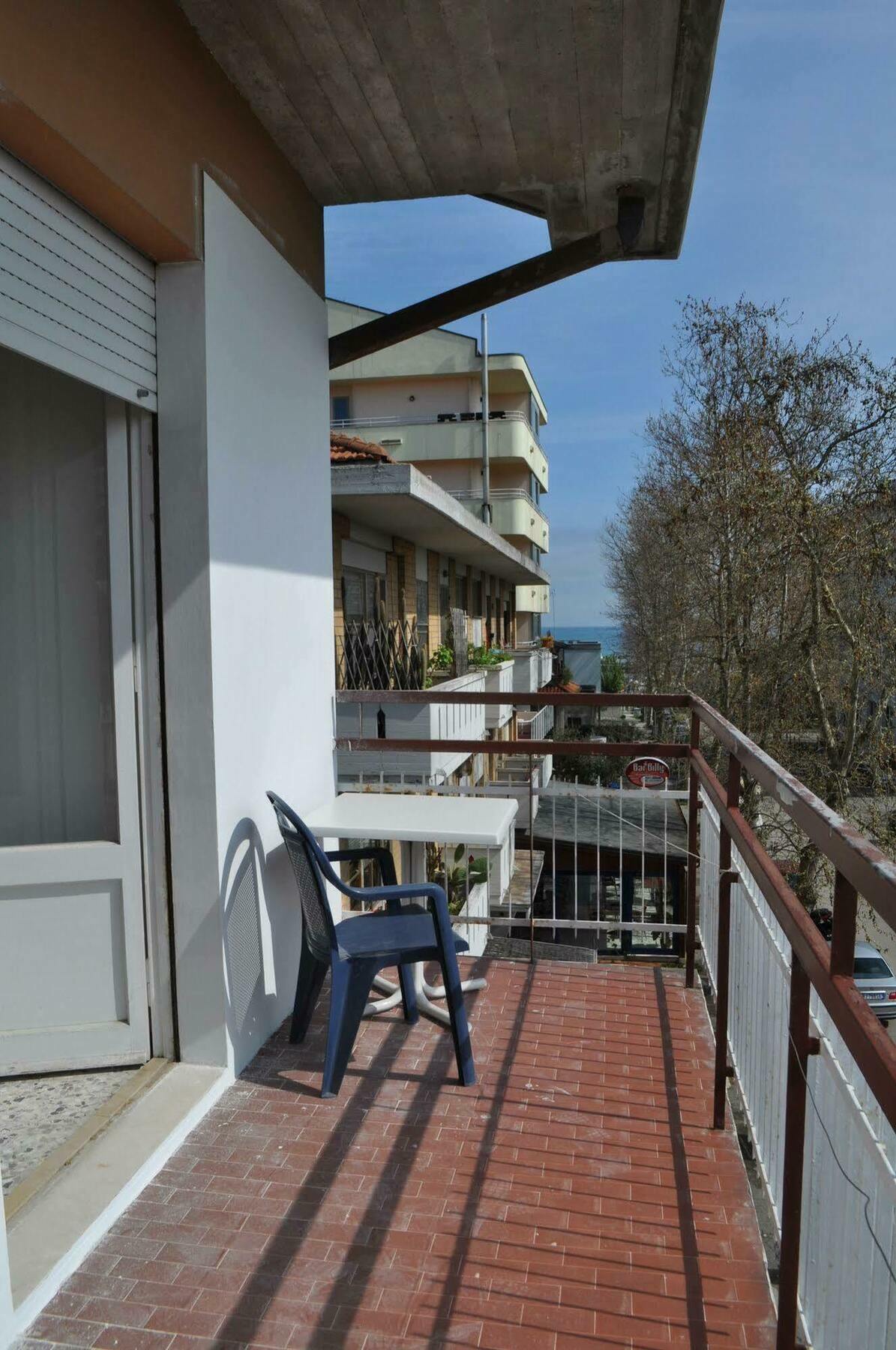 Hotel Urano Cattolica Exterior photo